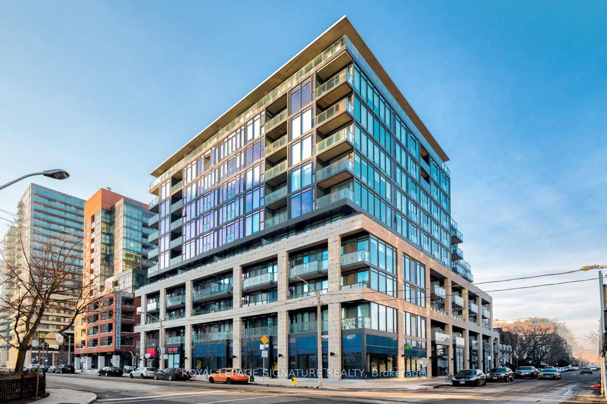 Welcome to Art Condos, one of Toronto's most admired boutique residences, known for its award winning architecture and modern design.