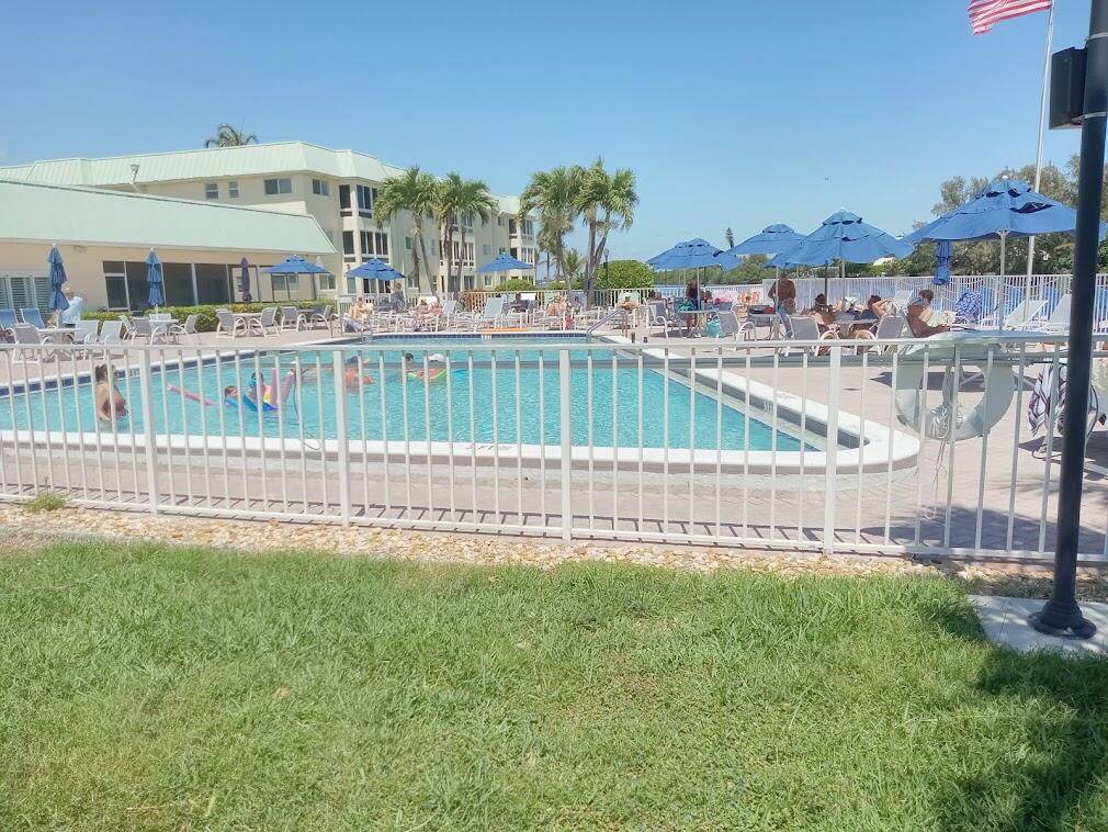 Amazing property ! Make sure to check out this 1 Bed 2 Bath condominium in Boynton Beach !