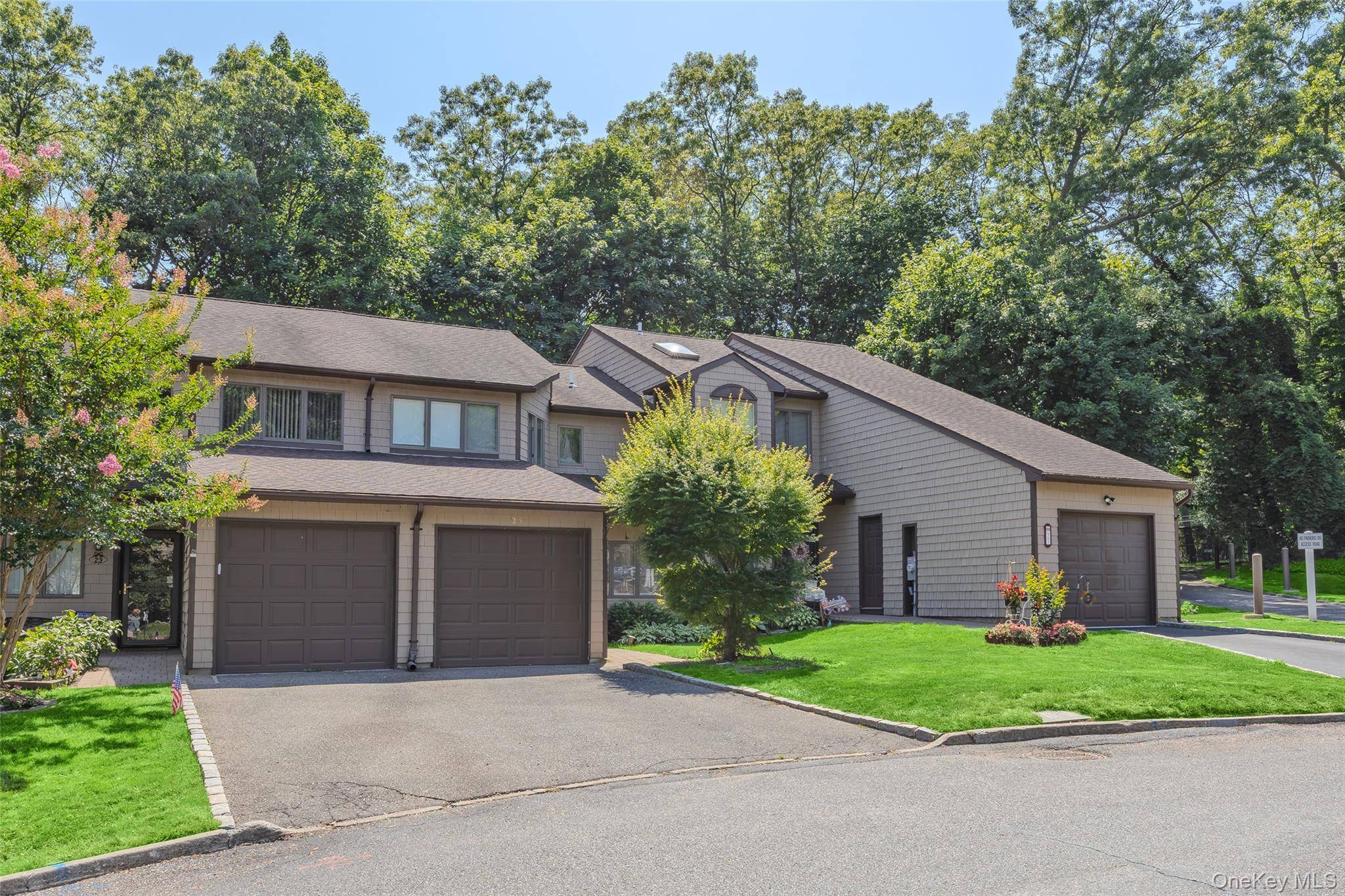 Welcome Home to 25 Jeremy Circle in The Woods at Smithtown a beautifully maintained 2 bedroom, 2.