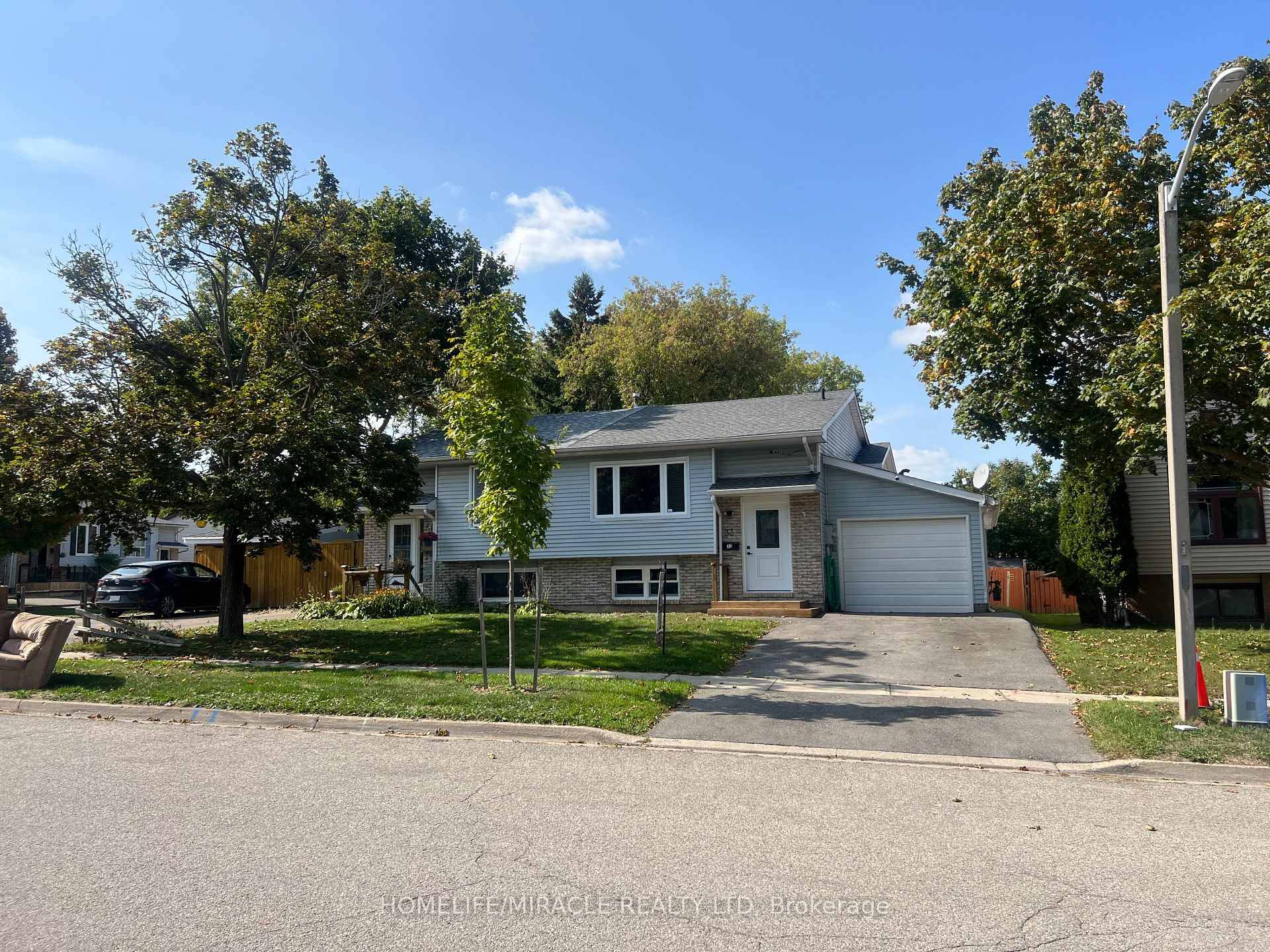 Welcome to 33 Quarry drive, This beautiful semi detached home is uniquely designed to offer great options for home ownership or an investment property.