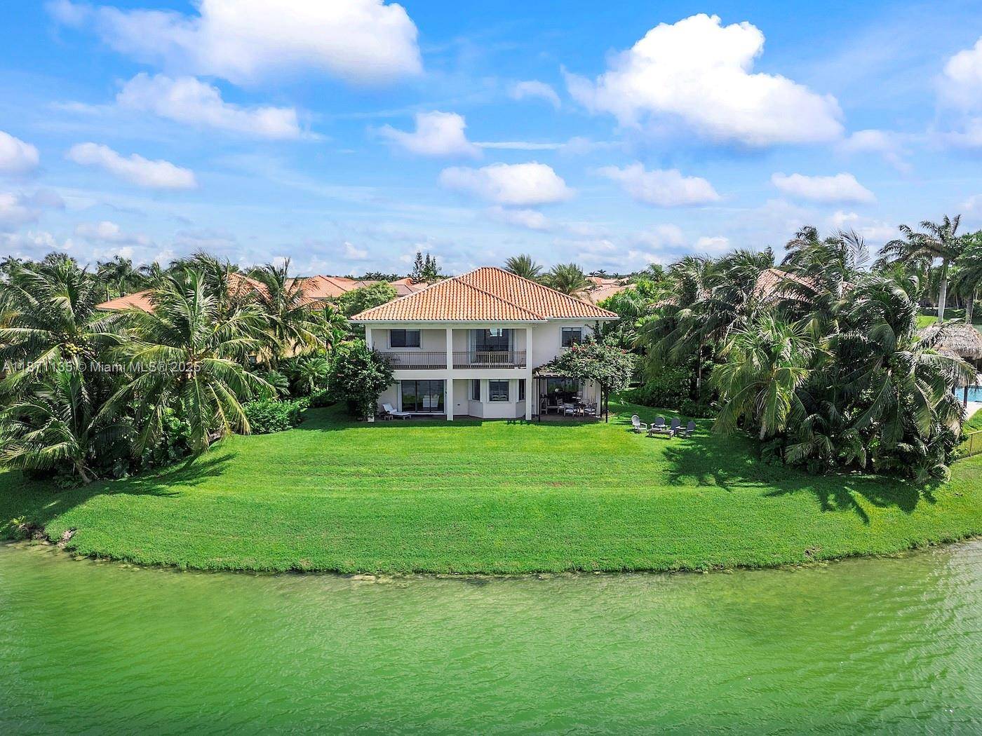 Life is better by the water, especially when sunsets paint the sky each night !