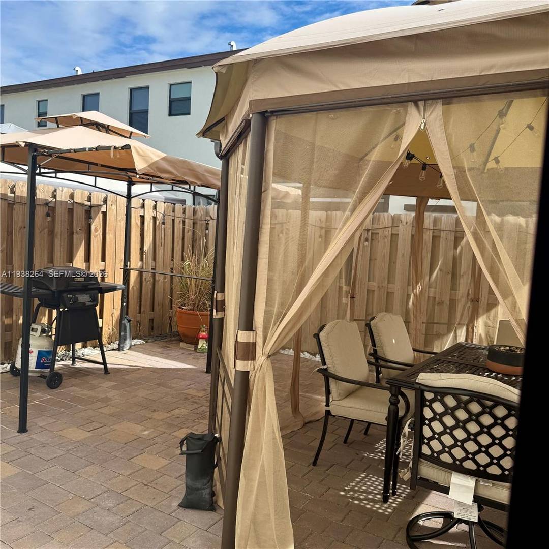 Welcome home to this cozy and stunning 4 bedroom, 2.