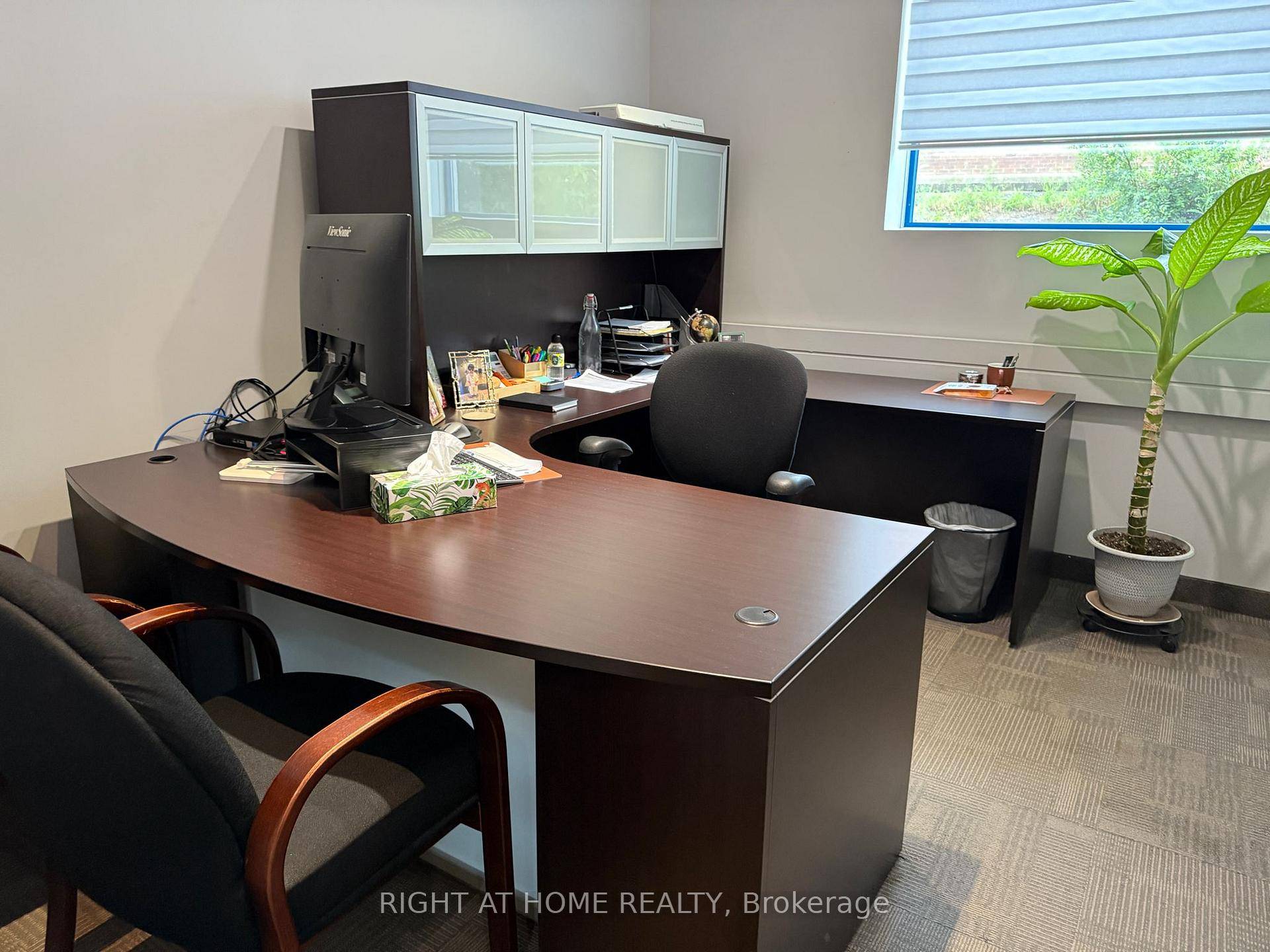 Clean, bright and fully furnished 110 sq.