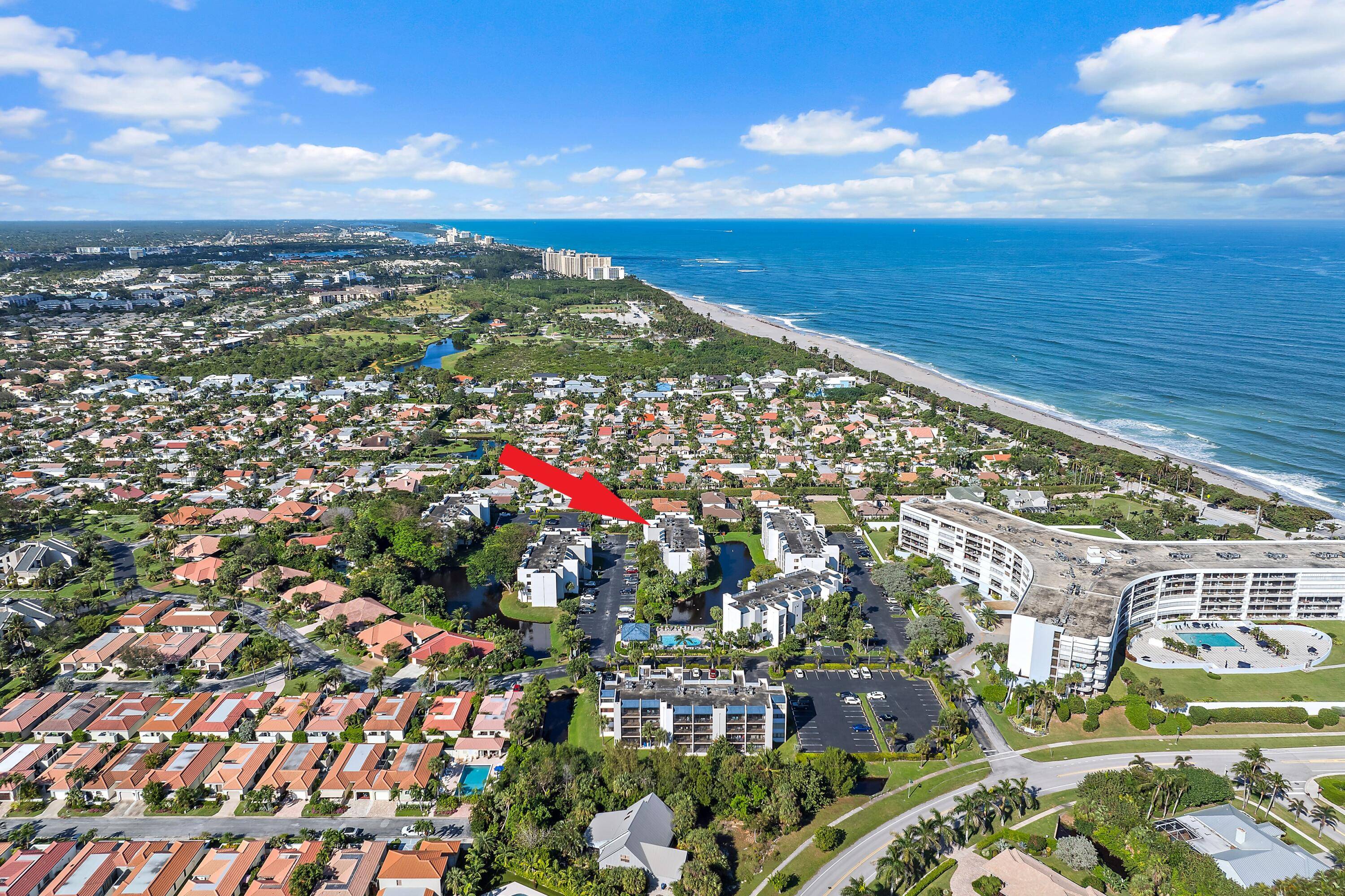 Welcome to your beach side retreat !