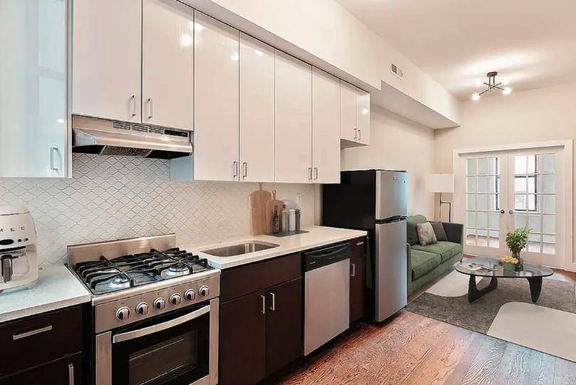 Prime Bushwick 3 Bedroom with Dishwasher Laundry in Building amp ; RooftopImmerse yourself in prime Bushwick this recently renovated 3 Bed 1 Bath has hardwood floors and high ceilings letting ...