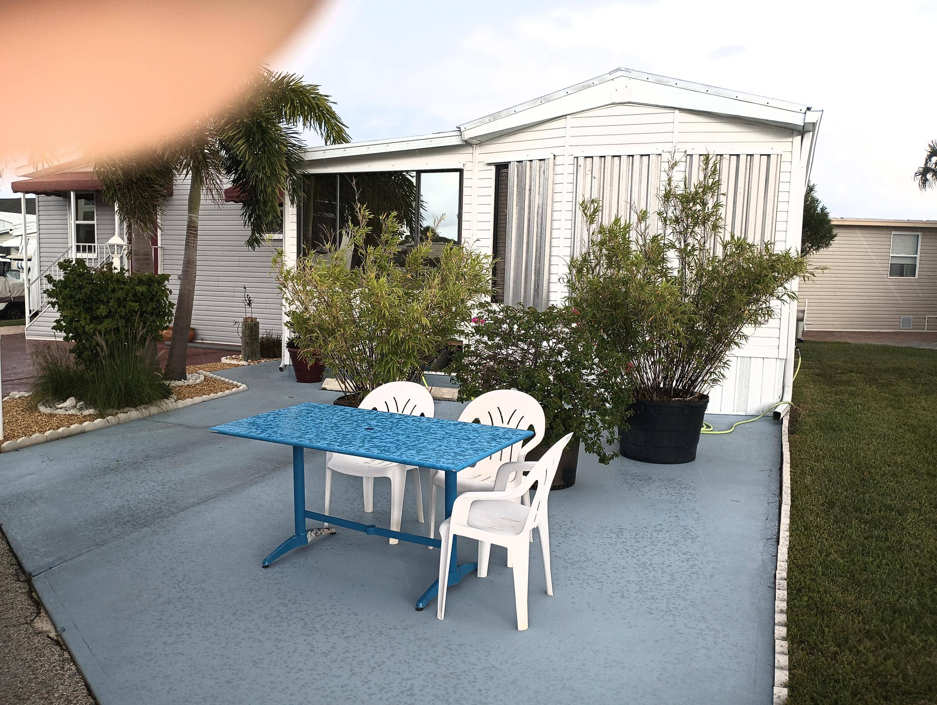 Welcome to your slice of paradise on South Hutchinson Island !