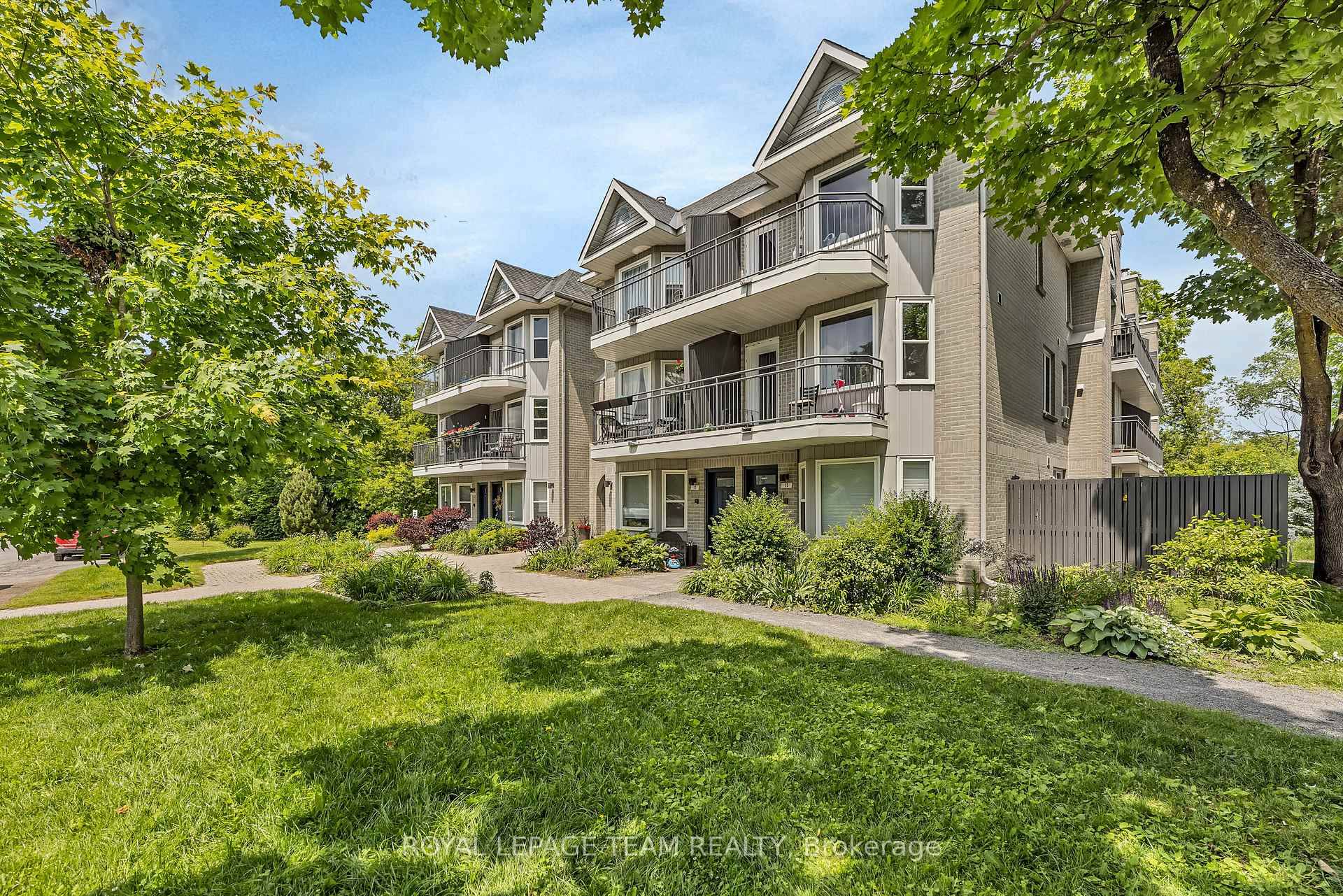 Welcome to 1 1121 Bavlie Avenue, truly an Emmaculate Urban Oasis.