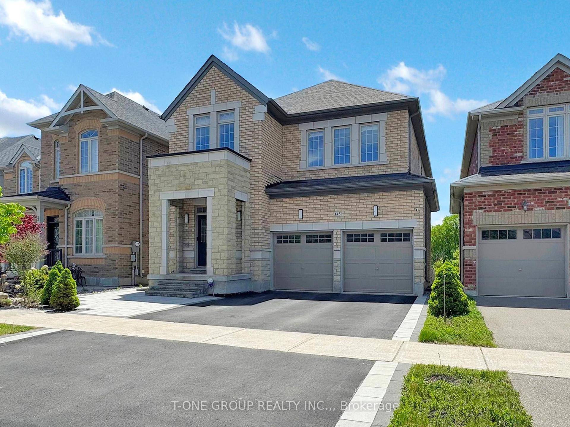 Beautiful detached home in one of Auroras most desirable communities.