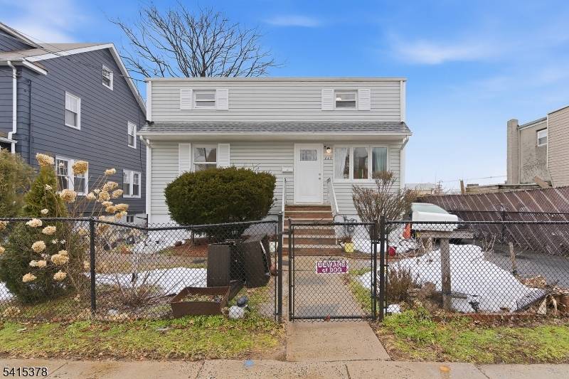 Discover this beautifully renovated single family home in Roselle, NJ, updated in 2018 and designed for comfortable, modern living.