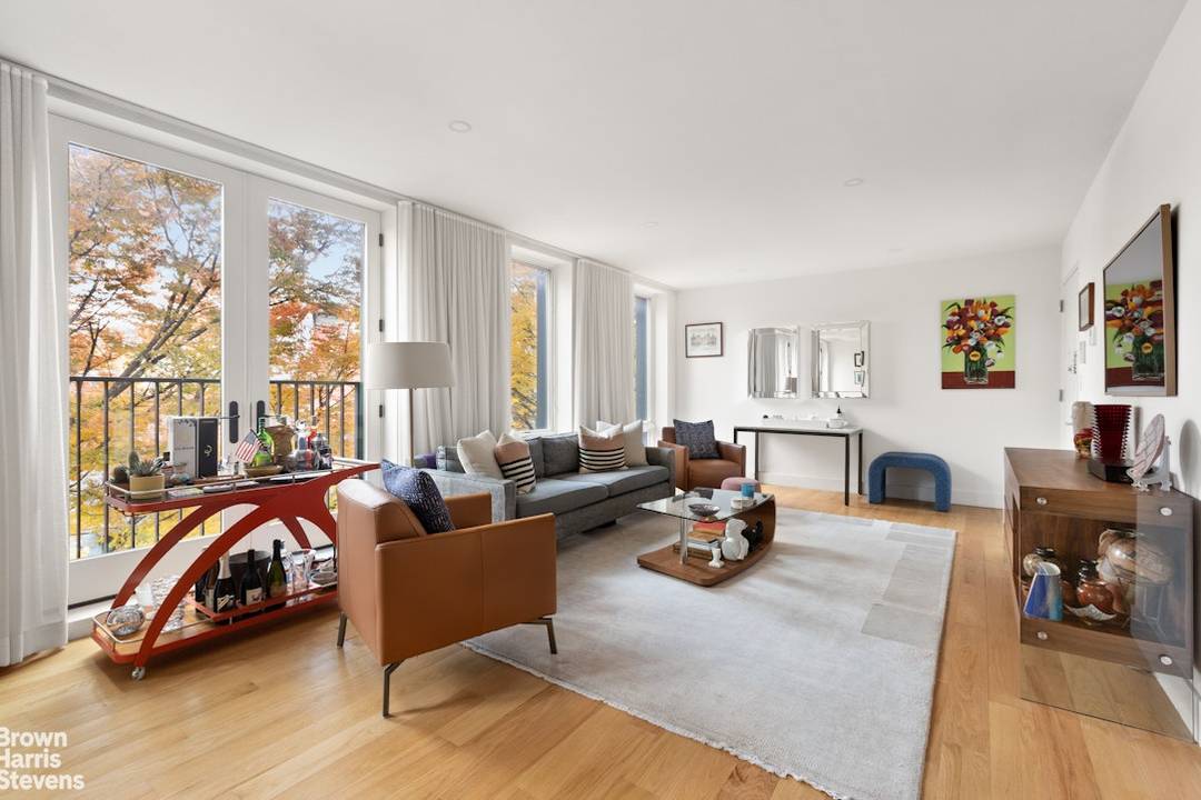 All open houses by appointment only Set on a quiet, tree lined block in Greenwood, Residence 3B at 334 22nd Street offers abundant space with 1251 interior square feet, modern ...