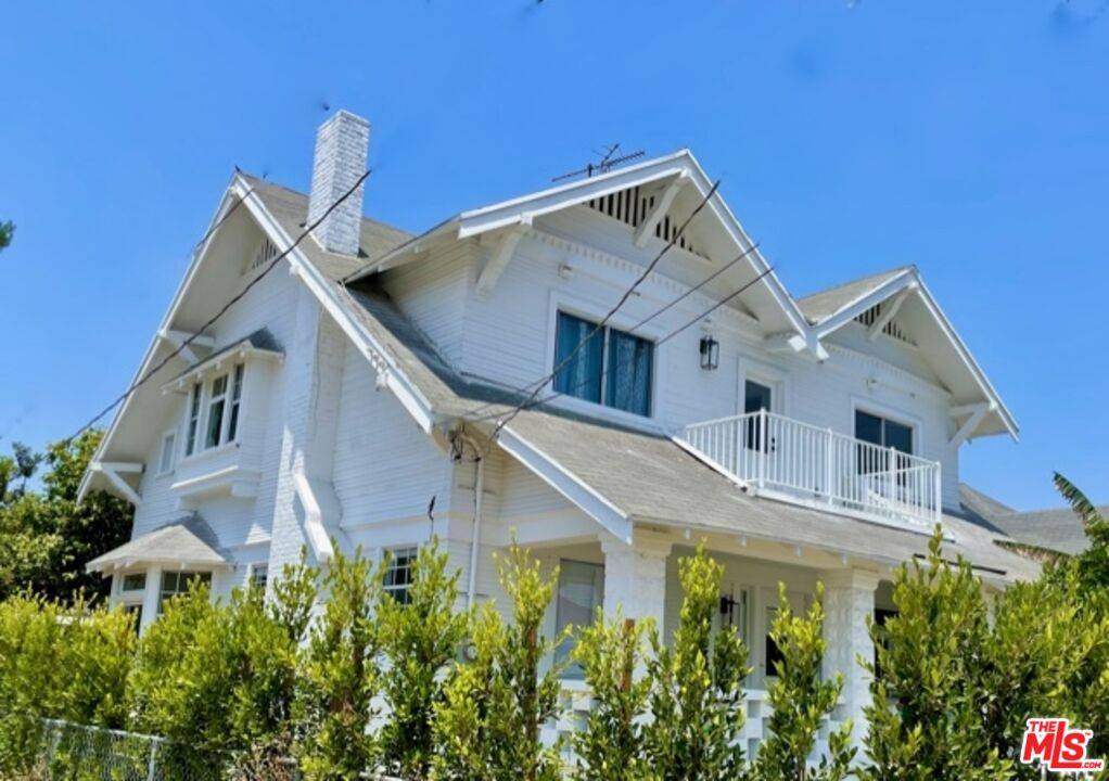1157 Irolo St LA