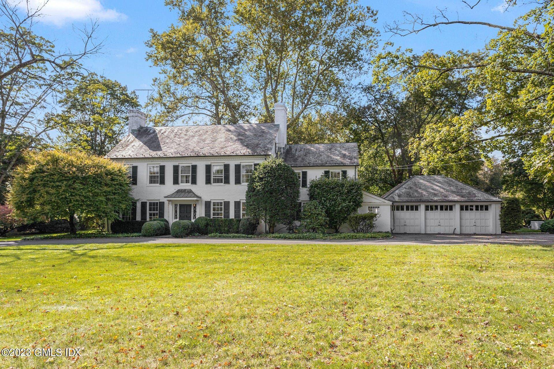 Extraordinary opportunity in Deer Park !