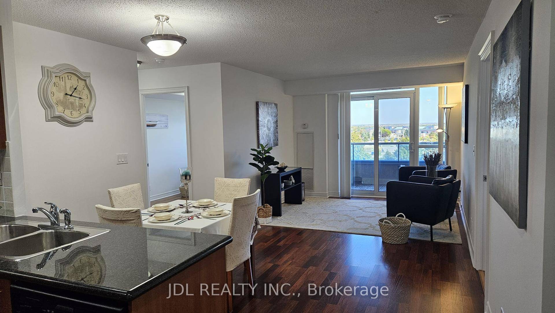 Luxury Tridel Circa 2 1 969 Sq Feet Bedroom suite in the heart of Markham Unionville.