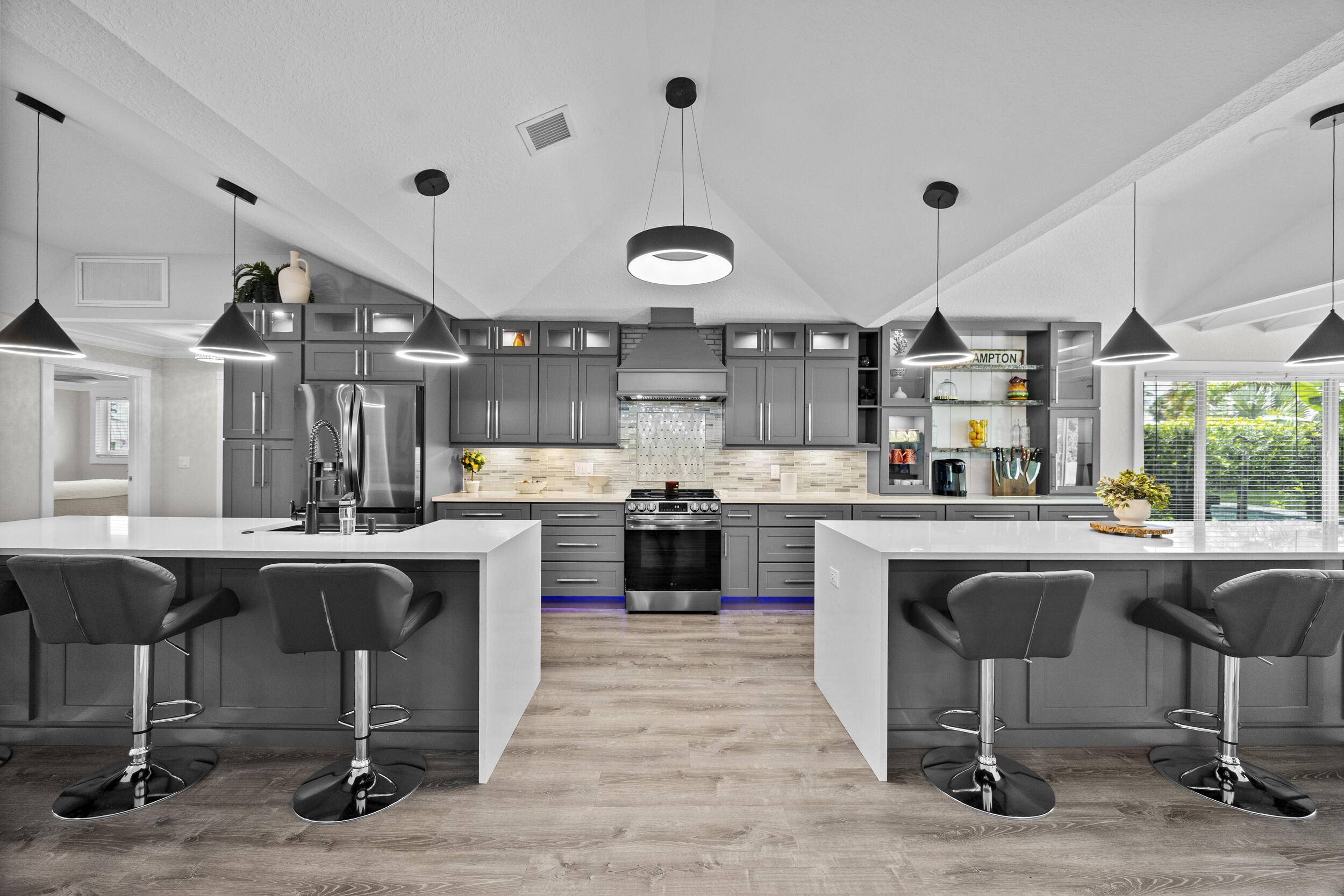 Luxury living at its finest !
