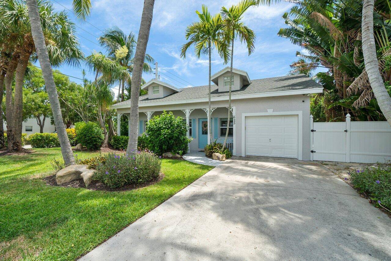 Experience the epitome of the Delray Beach lifestyle in this exquisite, fully remodeled 3 bedroom, 2 bath home, nestled in the heart of PALM TRAIL.