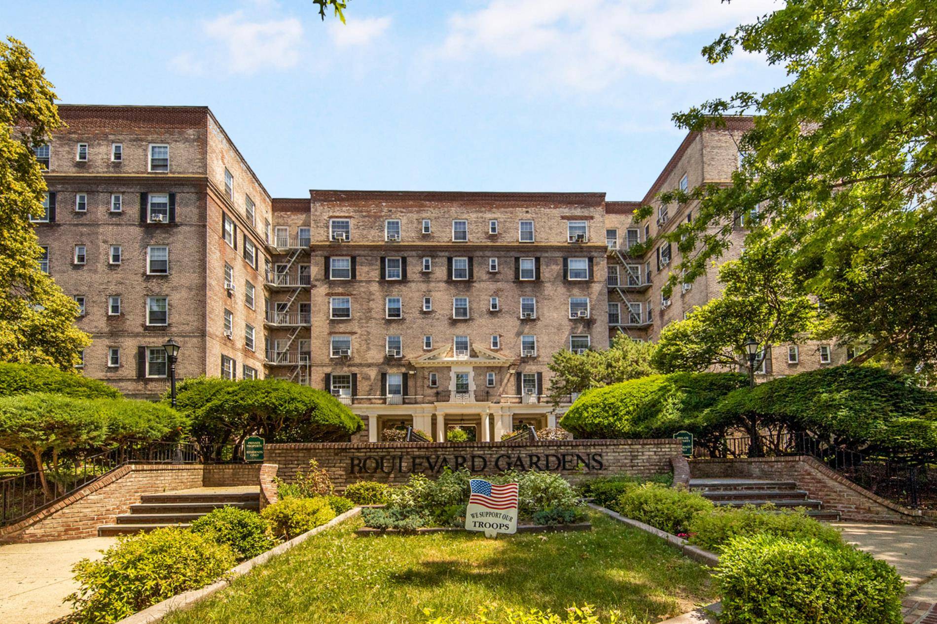 Welcome To Boulevard Gardens !