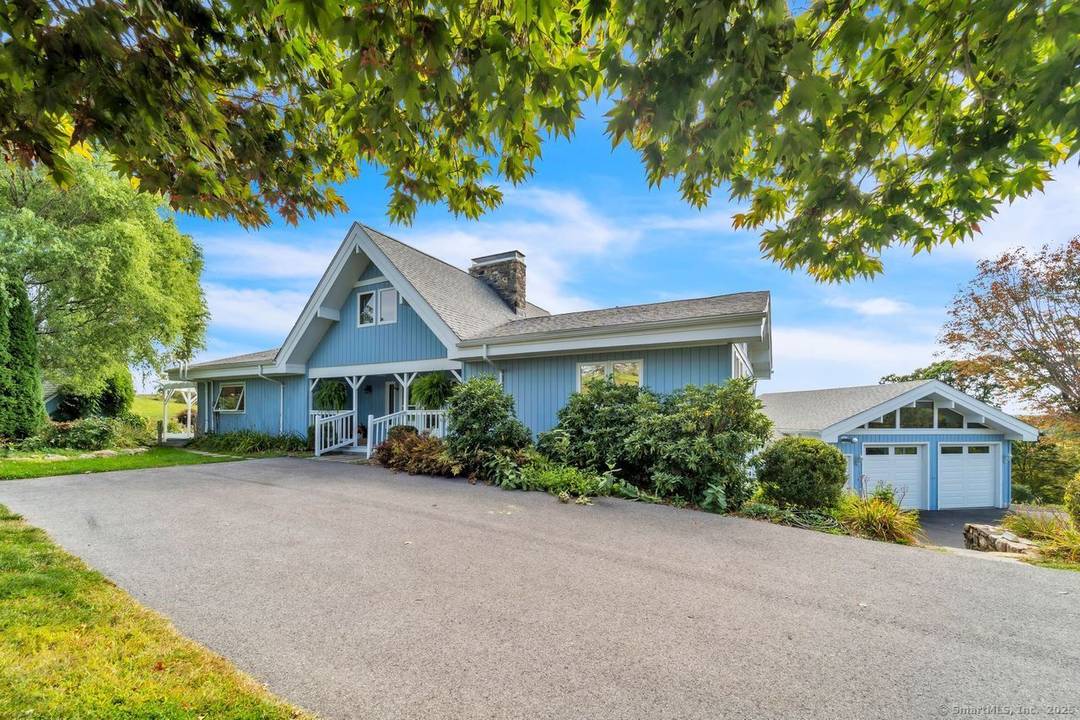 Welcome to your dream retreat in the picturesque Litchfield Hills !