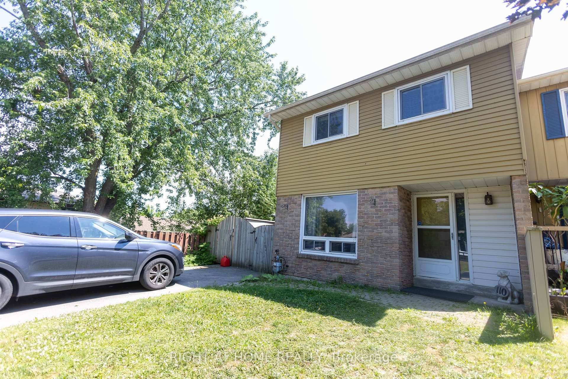 Charming 4 Bedroom Semi Detached Home with Expansive Yard in the Heart of Port Perry.