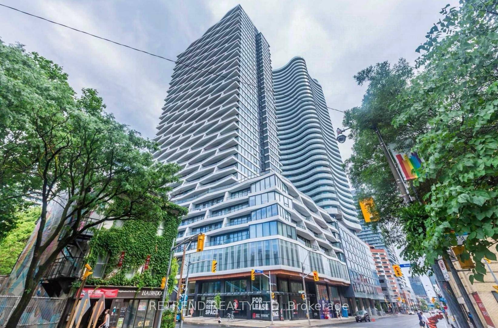 Unbeatable Downtown Living !