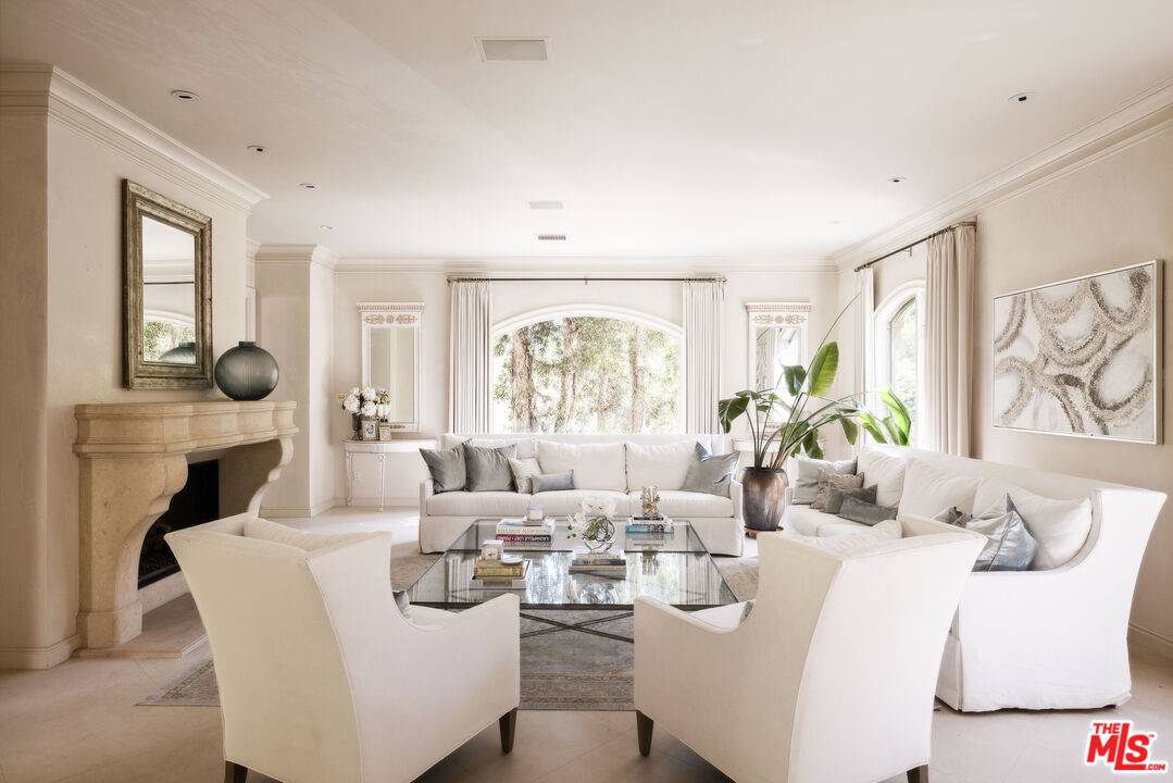 1160   Chantilly Rd 5BR Bel Air La