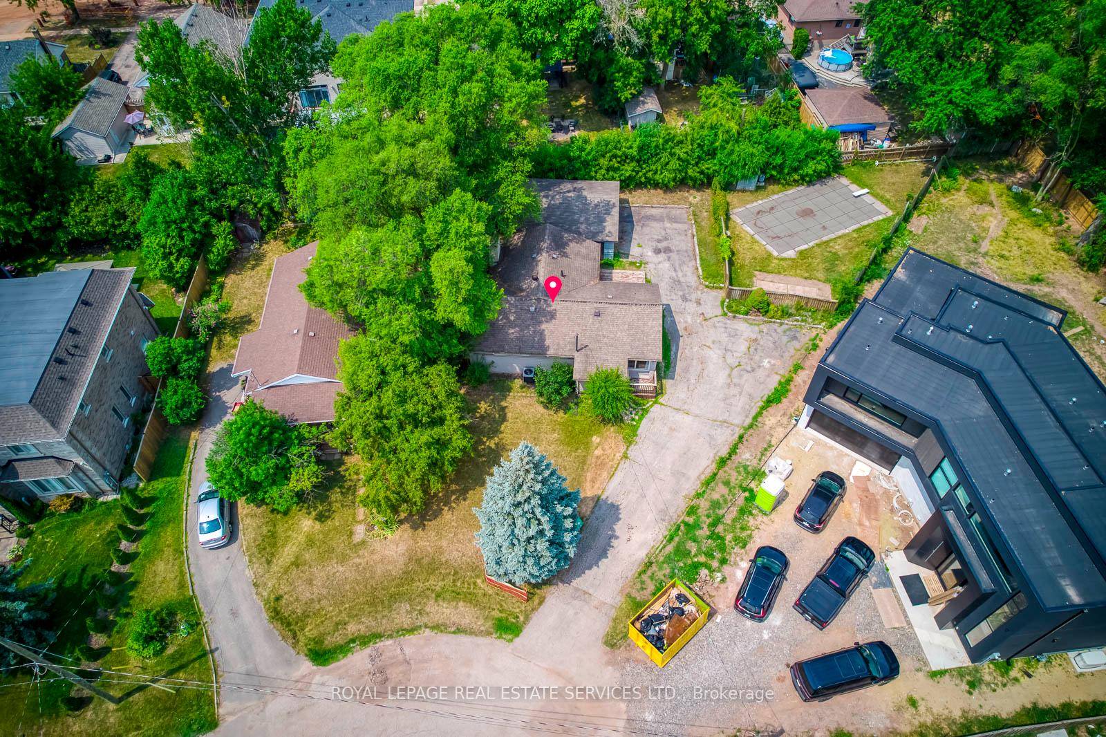 Welcome to 109 Ringwood Rd, a rare gem in the heart of College Park !