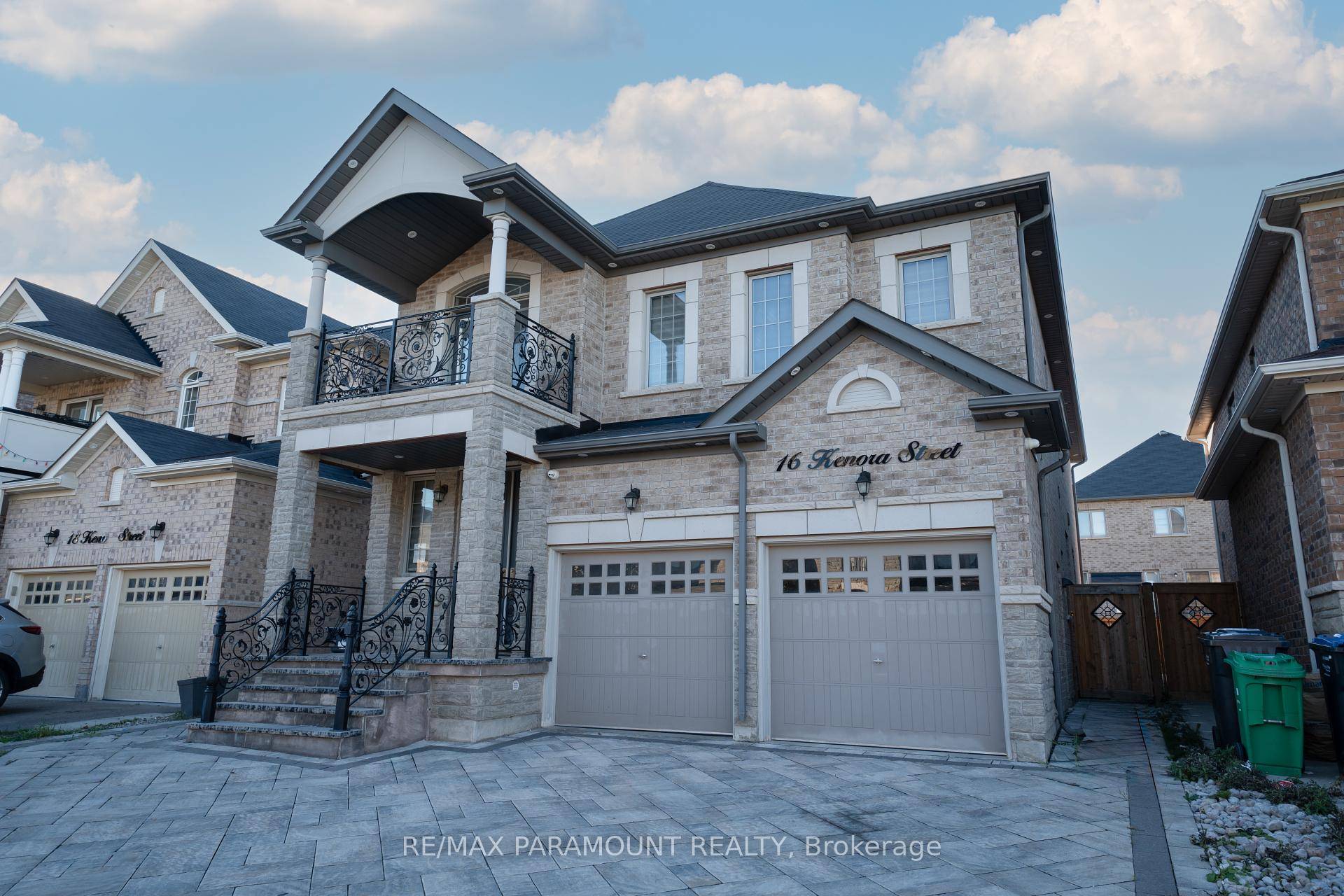 Client RemarksBeautiful And Spacious 9 feet ceiling Basement With 3 Bedrooms and 2 Full Bathrooms.