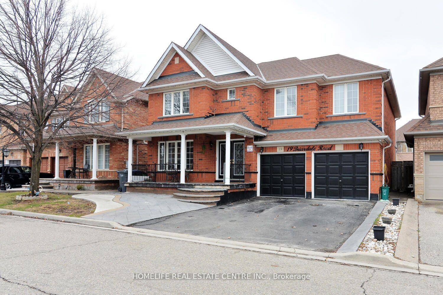 LEGAL BASEMENT APARTMENT Welcome to this stunning and spacious fully detached home, offering a perfect blend of luxury, comfort, and practicality, with 4 generously sized bedrooms and 4 full bathrooms, ...