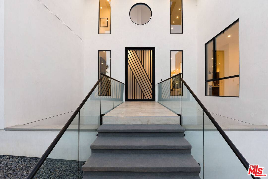12119 Travis St Brentwood LA