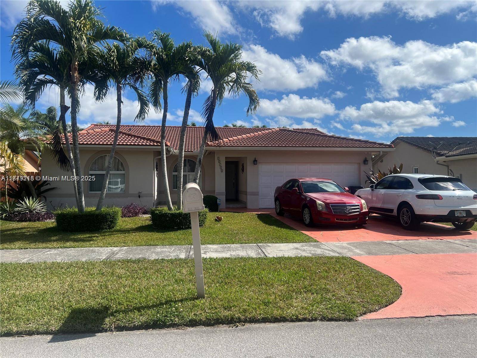 4 2 POOL HOME, LOCATED IN A QUIET AND DESIRABLE NEIGHBORHOOD, LUSH LANDSCAPING IN THE POOL AREA, SECURITY POOL FENCE, NICE AND COZY TERRACE, SUPER SPACIOUS PROPERTY, NEAR TURNPIKE AND ...