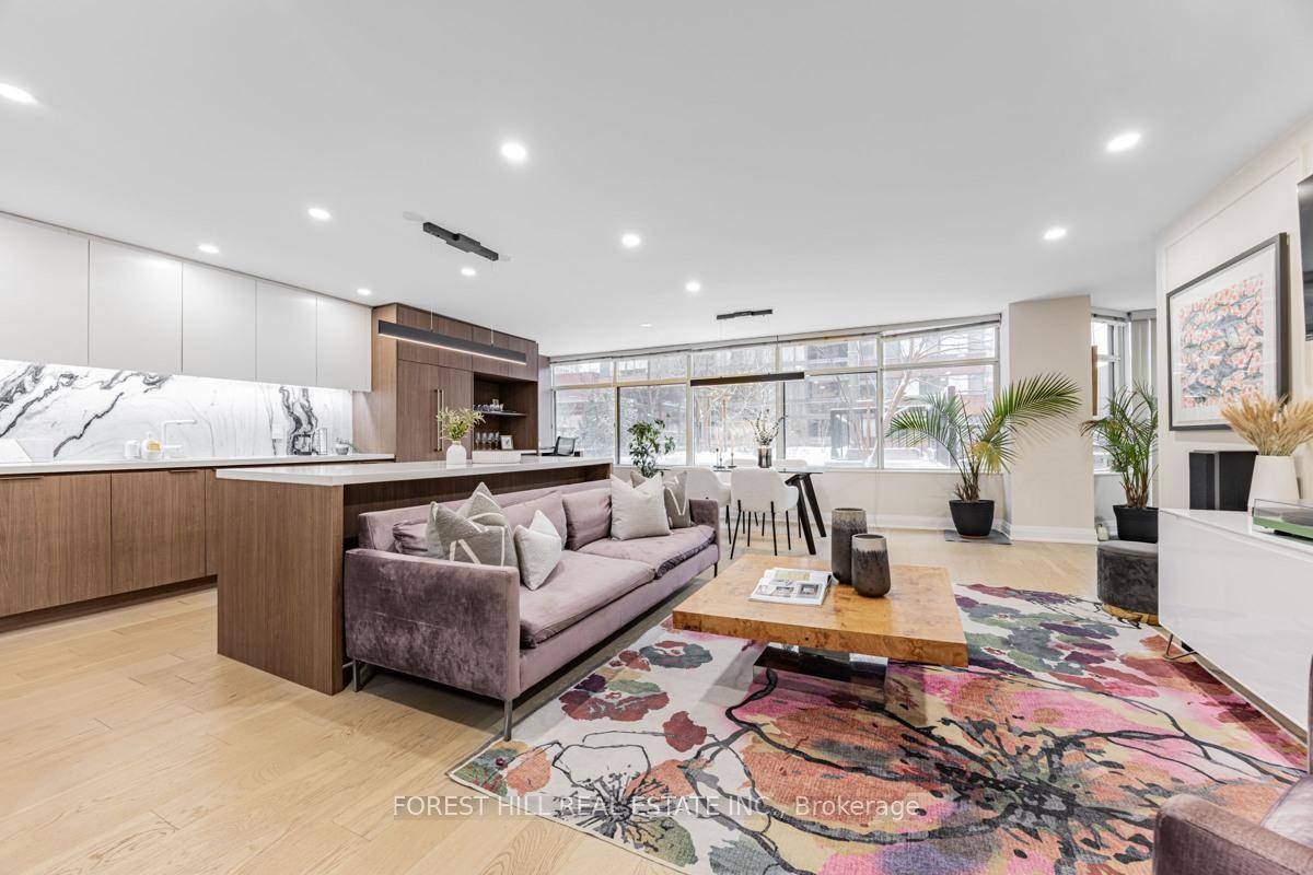 A true rarity in this boutique building, this exceptional residence is one of the very few suites at 900 Yonge Street to feature a private terrace.