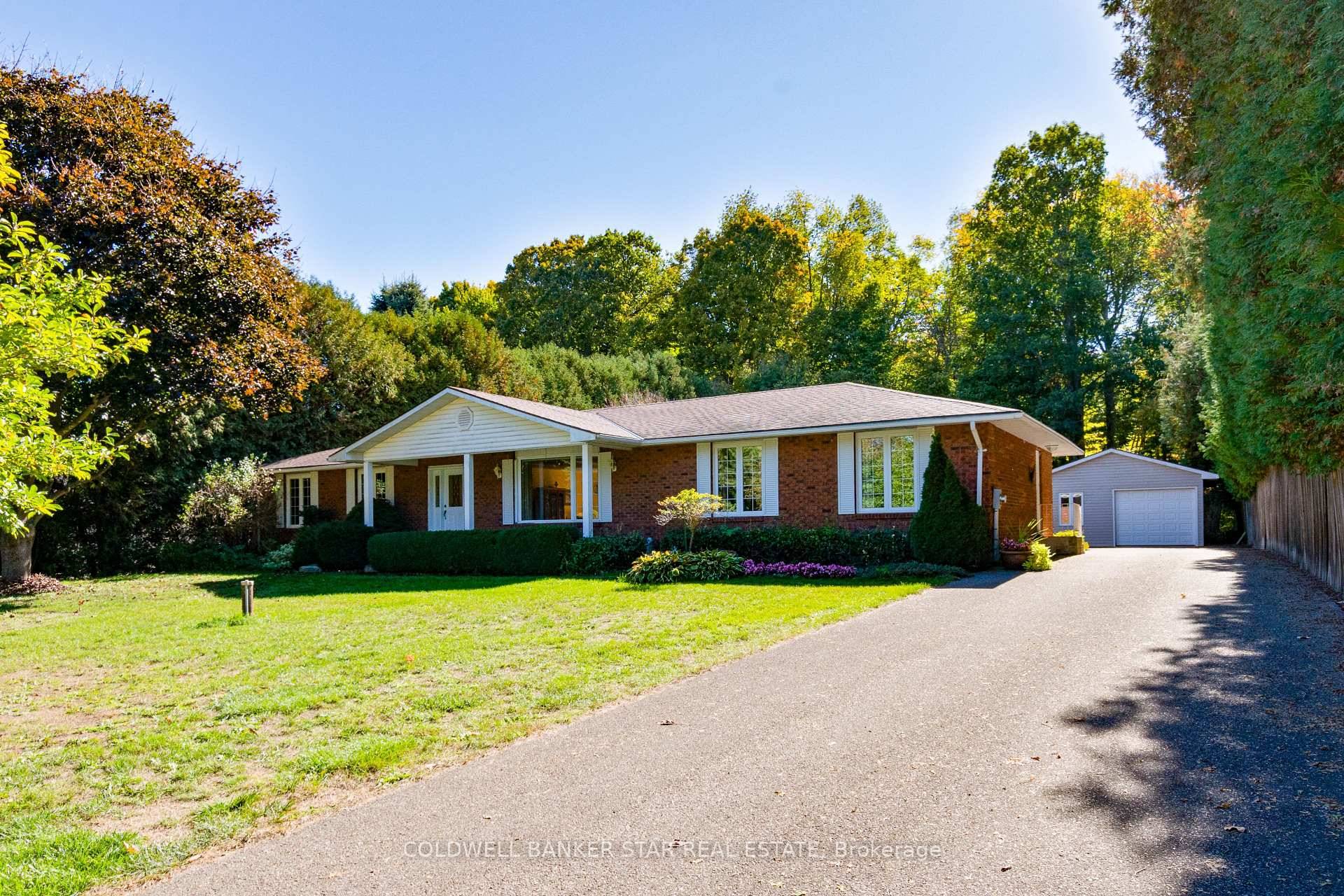 Large, country ranch style home located in the Hamlet of Copenhagen, on a 3 4 acre lot, less than 10 minutes from Aylmer and only 4 minutes from the north ...
