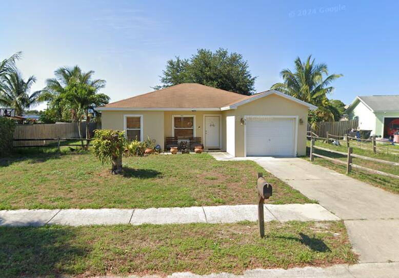 Beautiful 3 bedroom, 2 bath single family home in desirable Forest Park !
