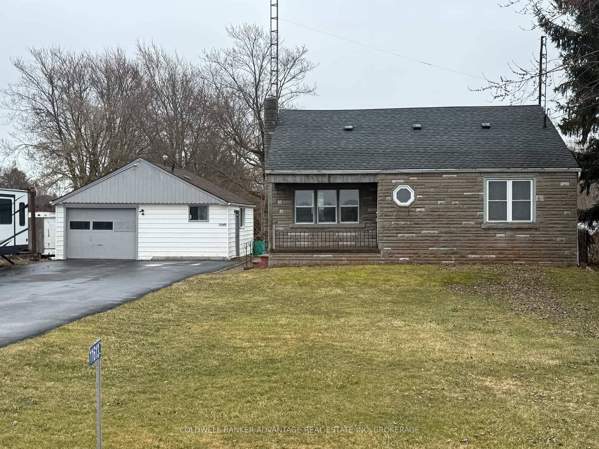 Charming Rural Retreat with Endless Potential !