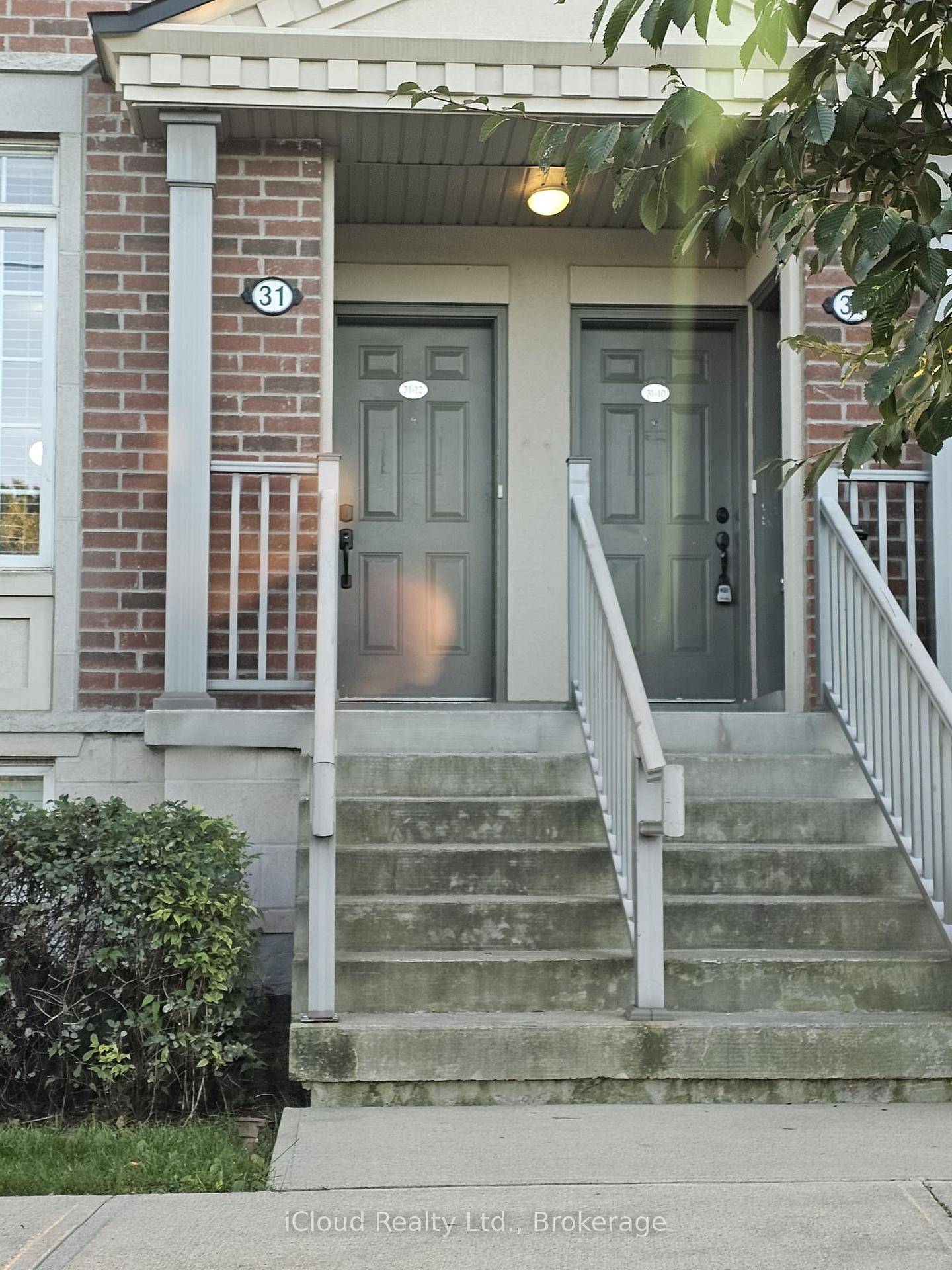 Beautiful 3 1 Bedroom Townhome In The Port Union Village.