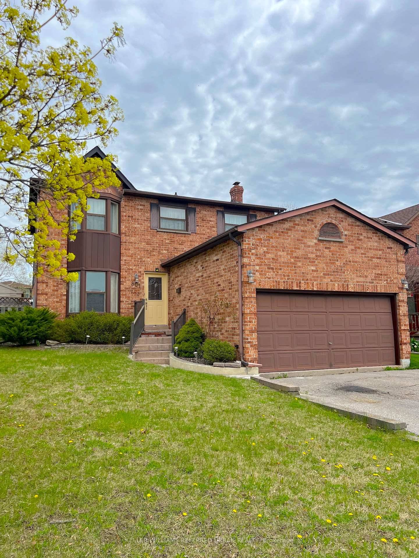 This fabulous detached 2 storey home with 3 bedroom and 3 bathrooms is full of potential and ready for your personal touch.