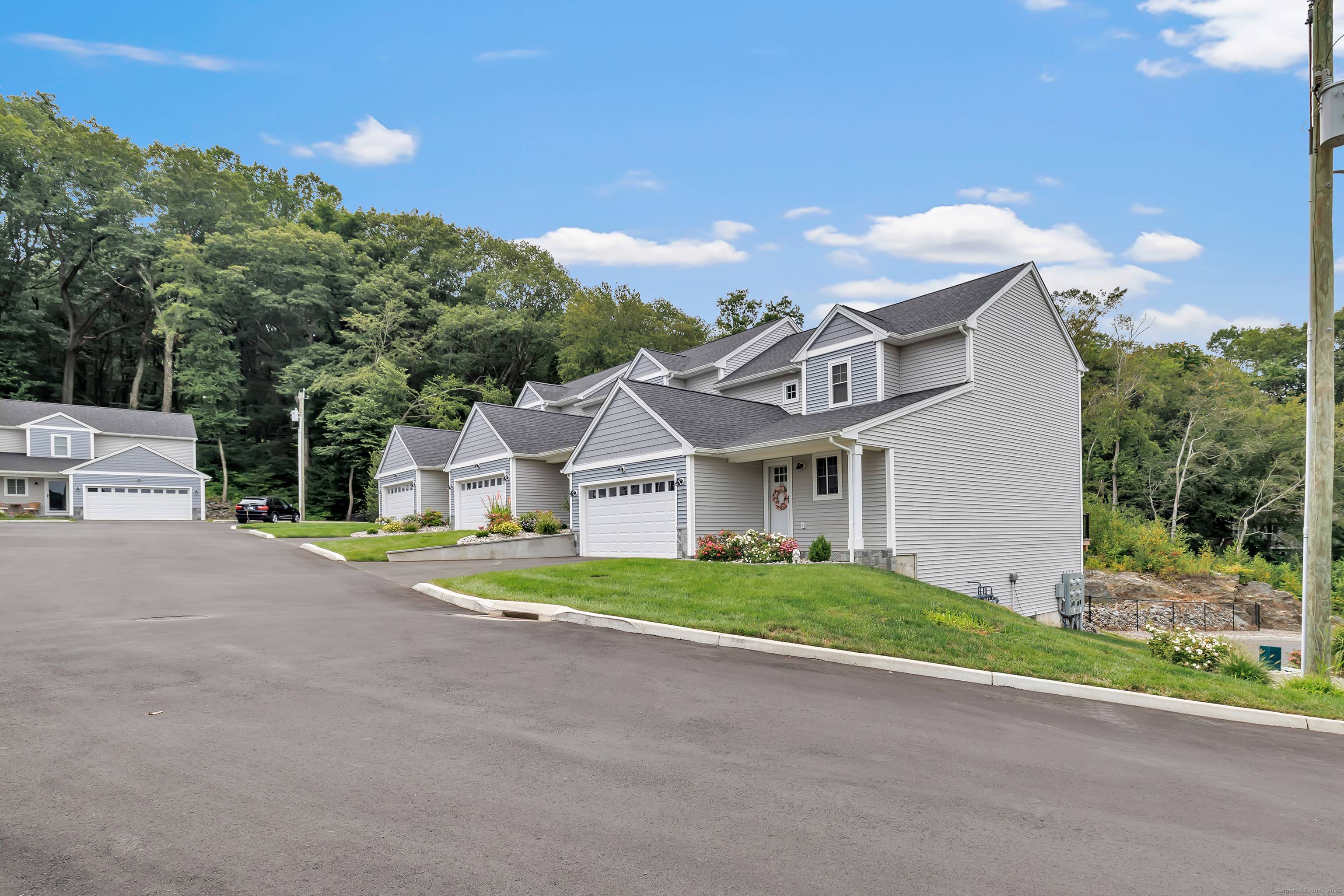 NEW CONSTRUCTION. Welcome to 8 Windward Way in Shelton's highly desirable Daybreak Ridge Condominiums.