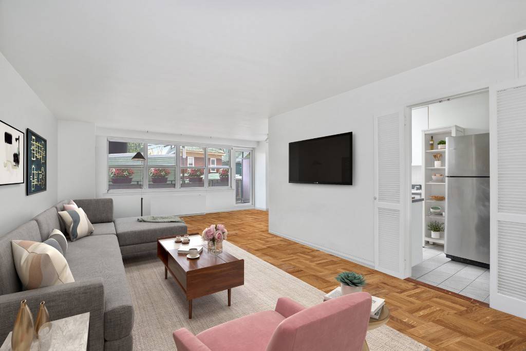 Kingsized one bedroom with dining alcove amp ; 18 X 6 Balcony.