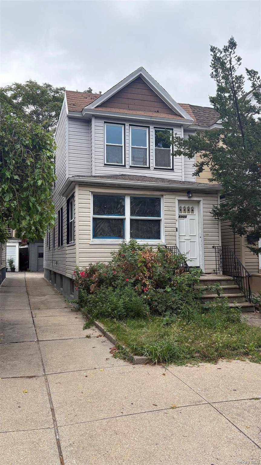Beautiful and Fully gut Renovated 1 family Semi Detached Duplex setup Plus Full Finished Basement with separate Entrance, Share driveway and 1 car garage on the back, Beautiful block, Colonial ...