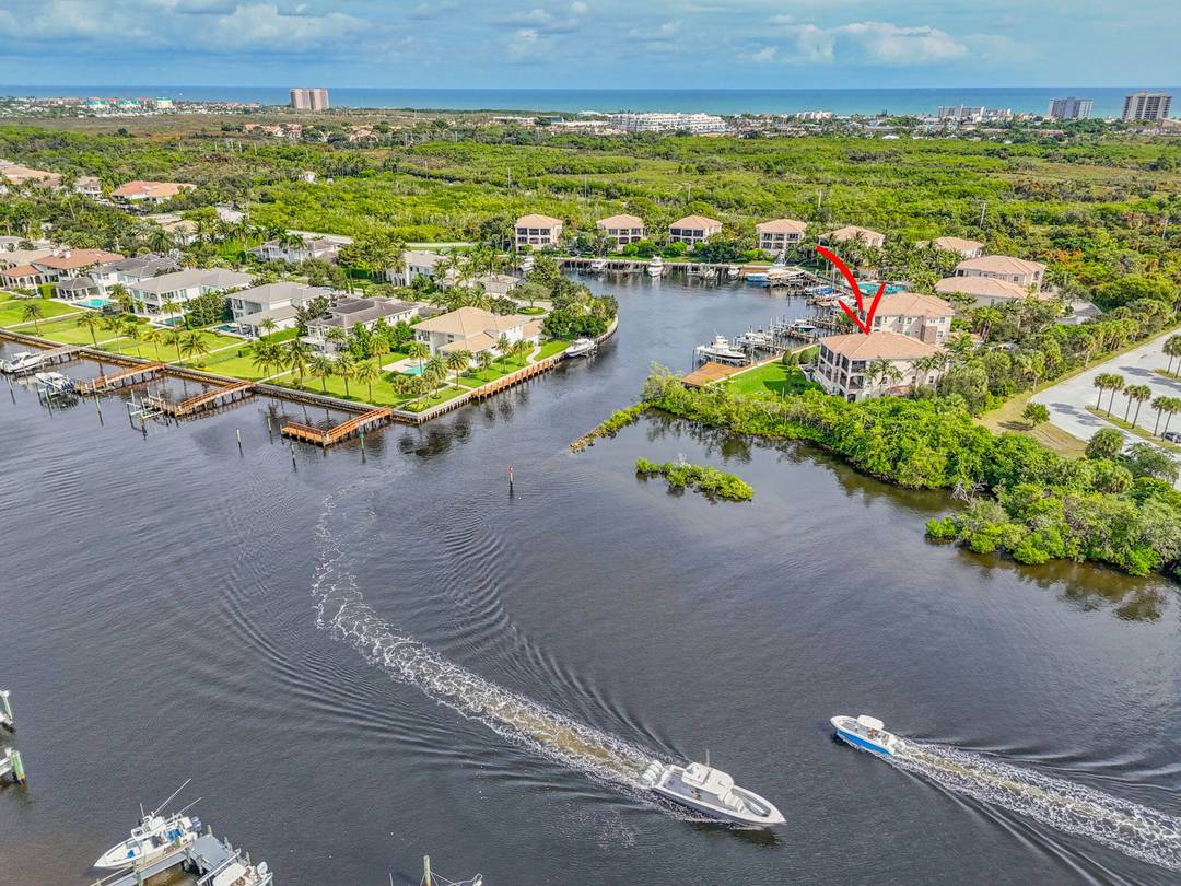 Carriage Residences at Frenchman's Harbor Waterfront Perfection in North Palm Beach !