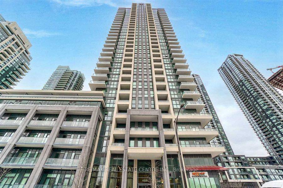 Spacious Living amp ; Dining Area With Walk Out To A Large Balcony Showcasing Beautiful City Views.