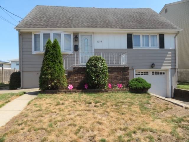1038 GILLIS PL New Jersey