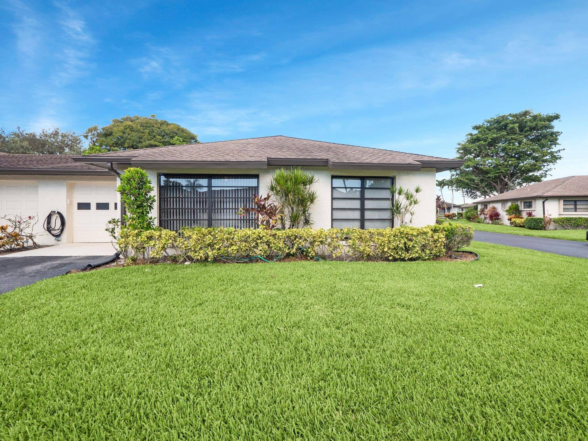 Welcome to Greentree Villas, a sought after 55 community in Boynton Beach.