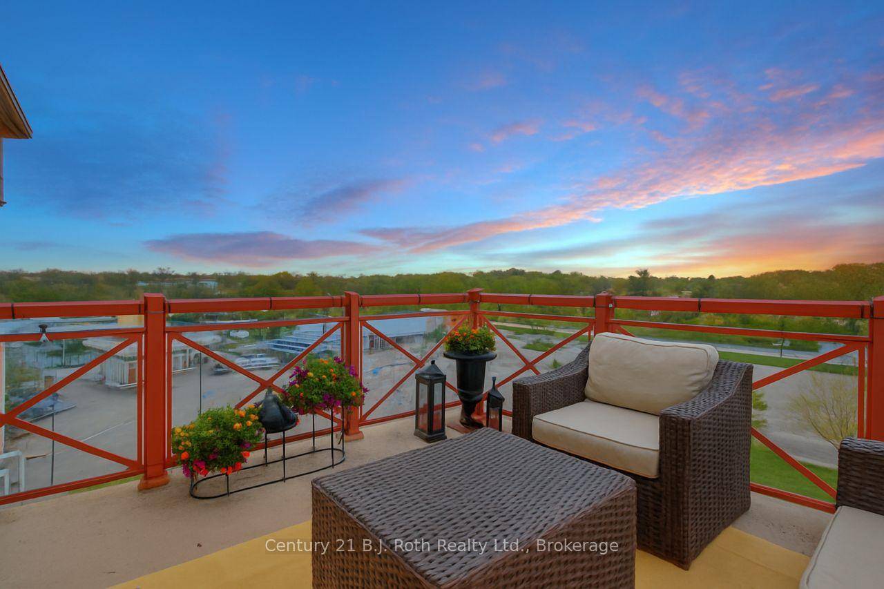 Here's Your Chance To Own The Very Pinnacle Of Lakeside Luxury !