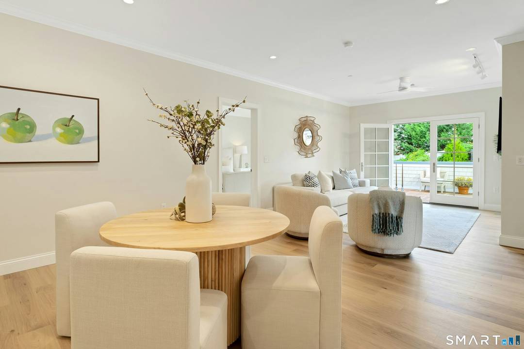 Welcome to Heights Crossing in Darien, the newly constructed community ideally positioned across from the Metro North train station.