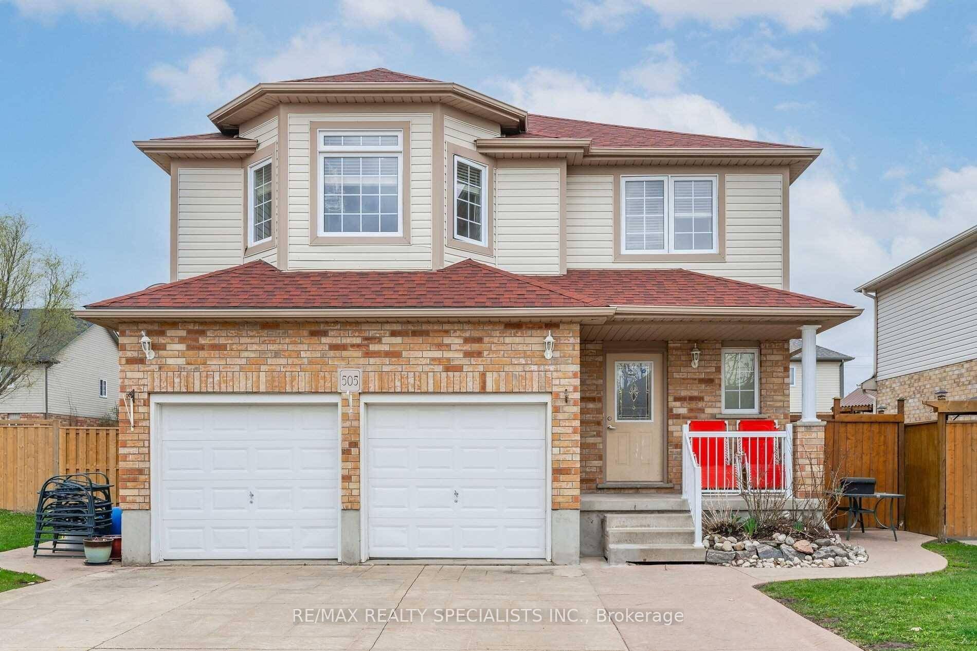 Newly renovated Basement with 2 bedrooms amp ; Separate Entrance, Laminate flooring, newer bathroom, newer kitchen and stainless steel appliances.