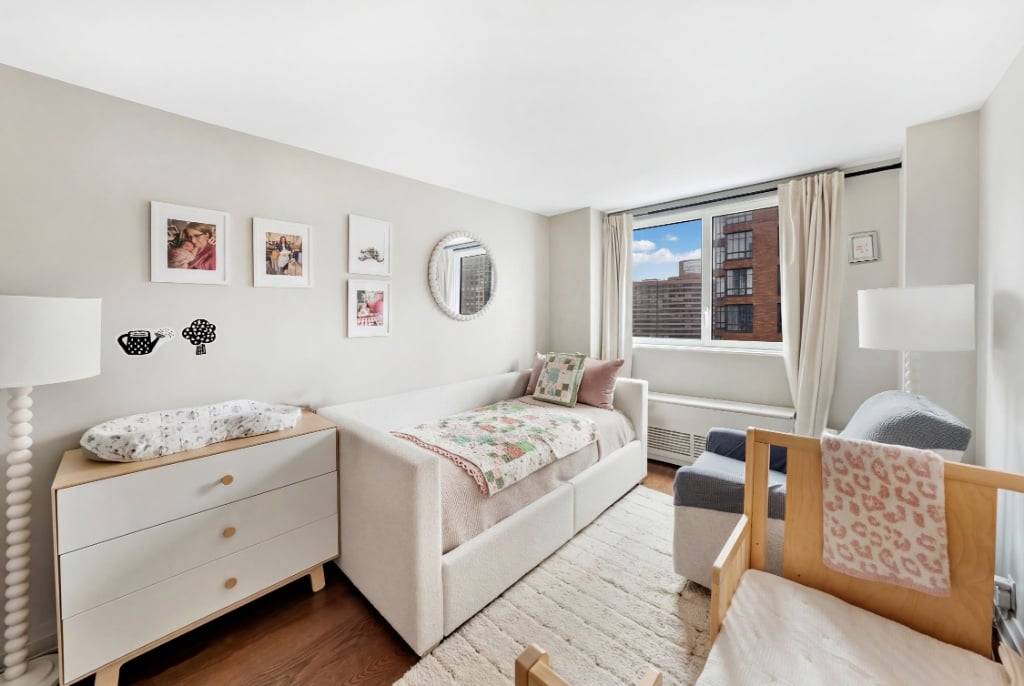 Call Marie to experience refined Upper East Side living at Carnegie Park.