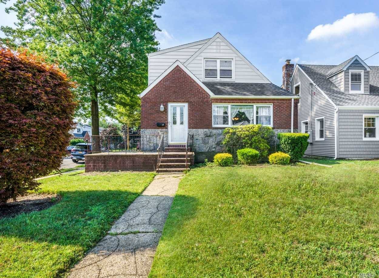58 Stewart Avenue, Stewart Manor, NY, 11530 3 BR for sale