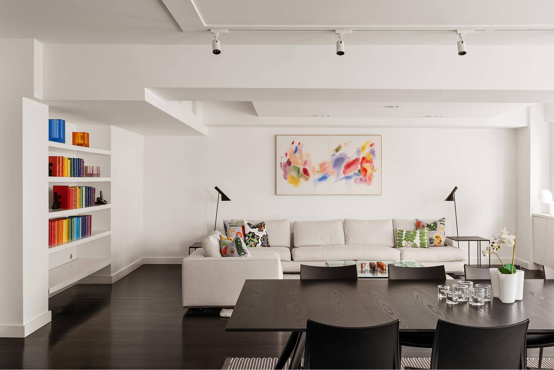 INTRODUCING AN EKLUNDGOMES TEAM EXCLUSIVE AT DOUGLAS ELLIMAN.