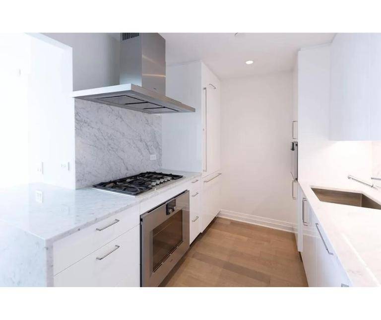 Large Junior one bedroom with amazing southern views.