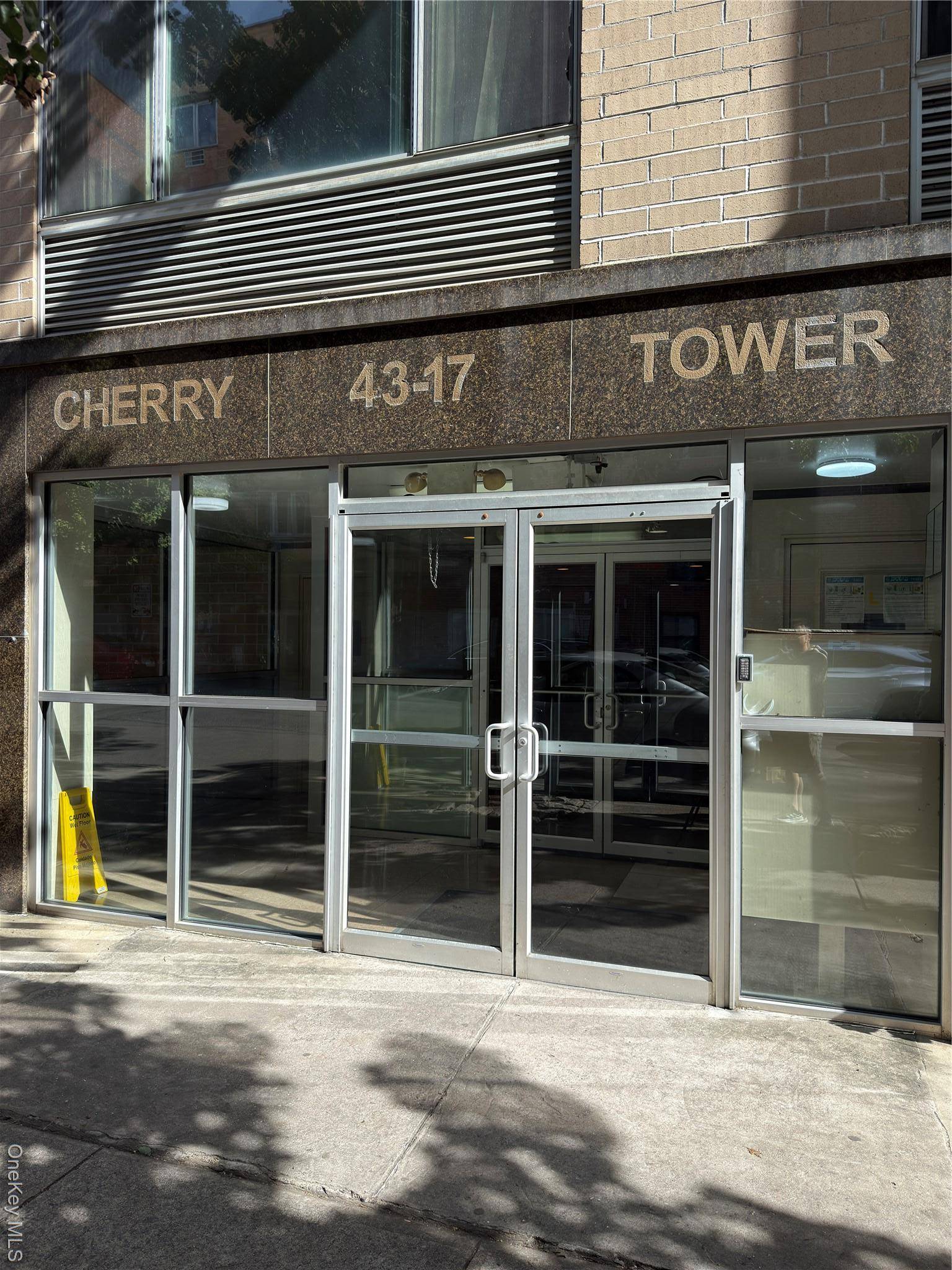 Updated 1 Bedroom Condo in Prime Flushing Location Close to Transit !